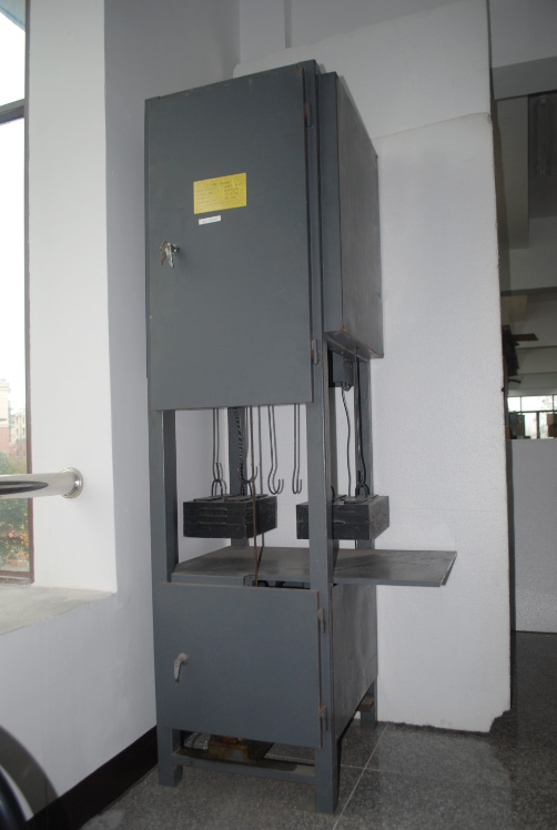 Electronic scale fatigue testing equipment